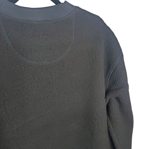 Everlane The ReNew Fleece Oversized Crew Black Extra Small NWT Teddy Sweatshirt - Picture 8 of 13